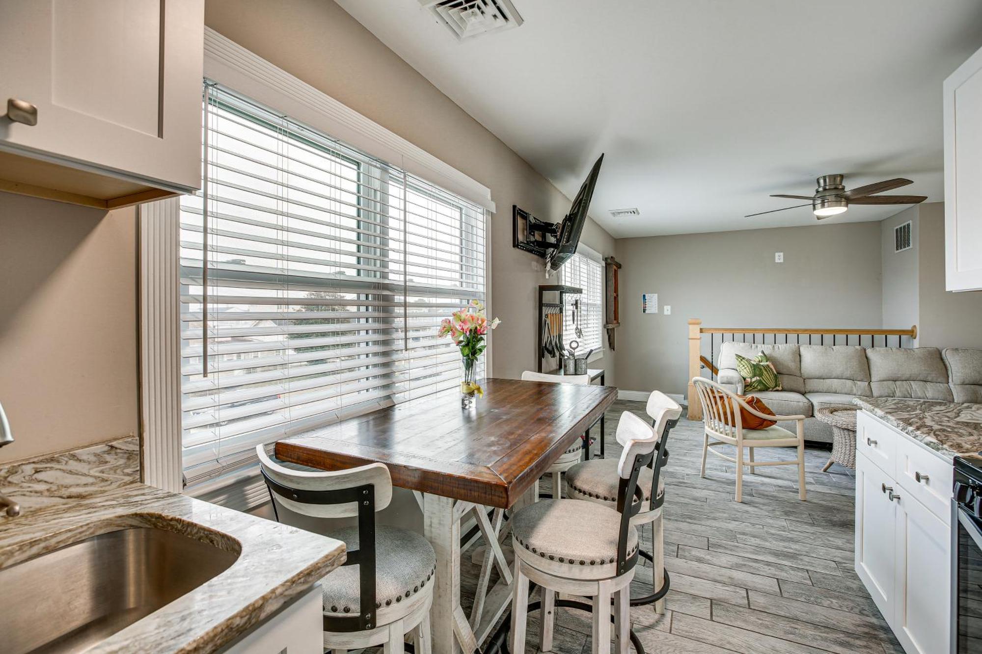Apartment Bright Duplex Walk To Beach! Brigantine